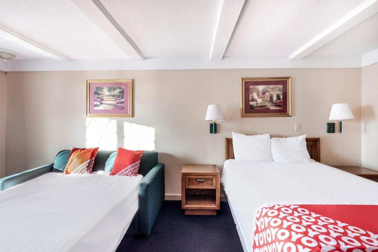 Oyo Hotel Wadsworth Oh I-76 Εξωτερικό φωτογραφία